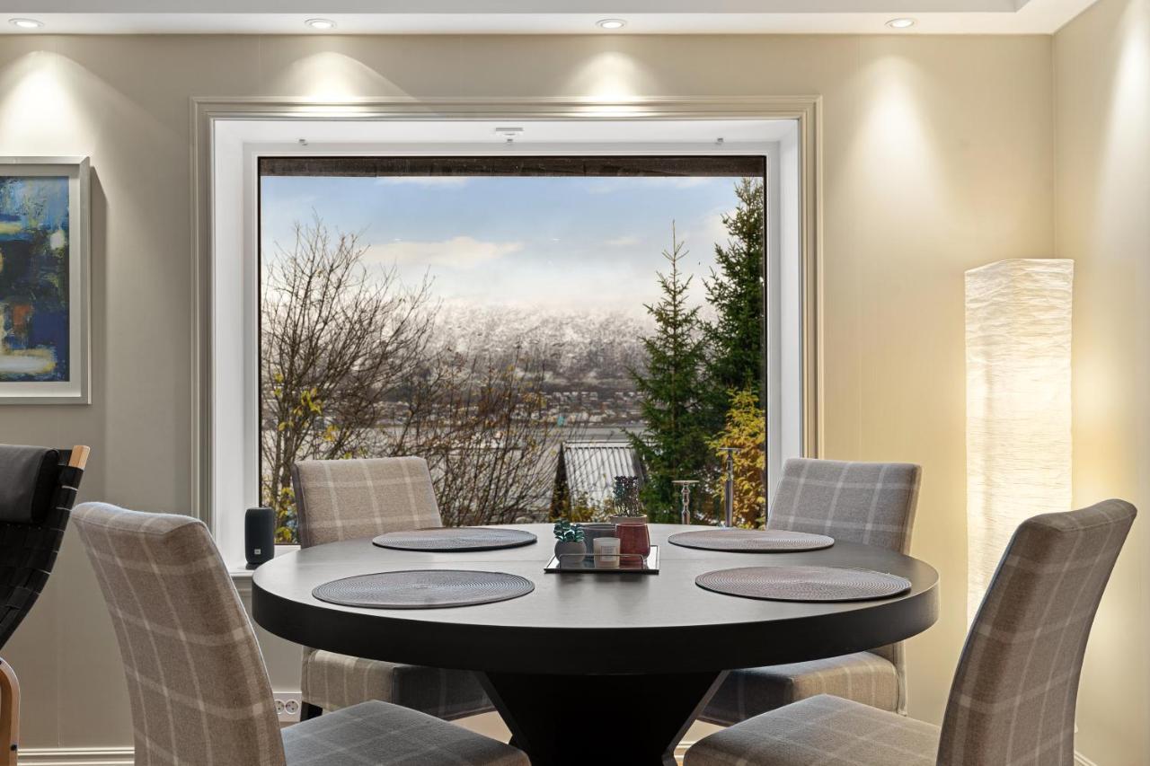 טרומסה Cozy Elegant 2Bedroom Apt W/Parking And Nice View מראה חיצוני תמונה